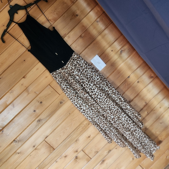 GUESS Dress Size Small Jungle Fever Cheetah Print Crochet Halter Racer T… - Picture 11 of 14